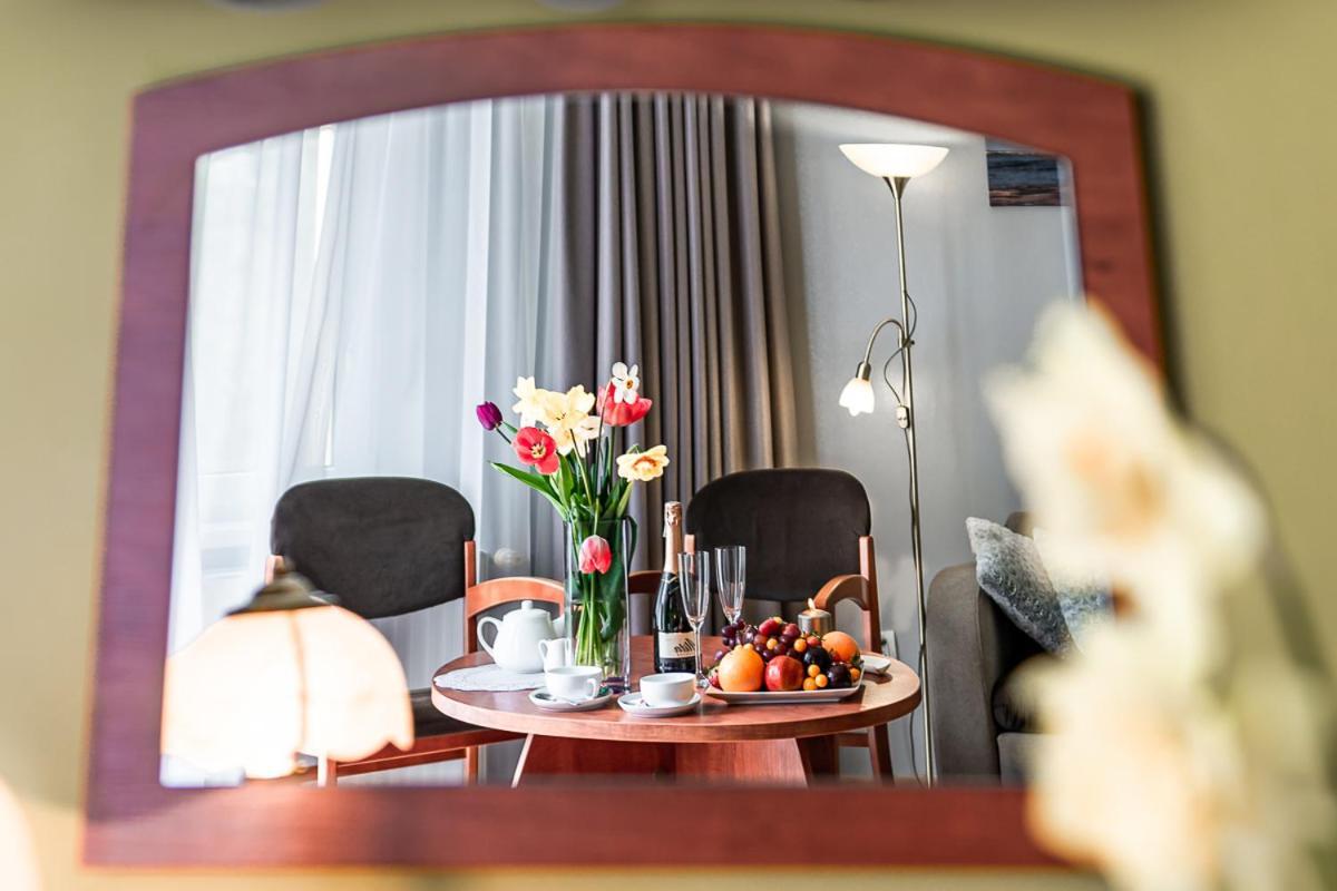 Hotel Cis 슈비노우이스쳬 외부 사진