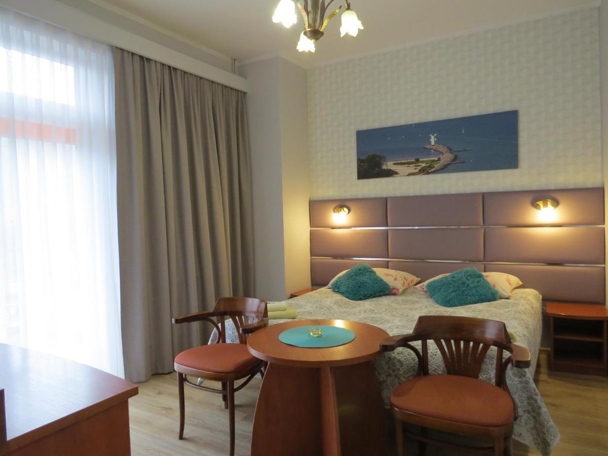 Hotel Cis 슈비노우이스쳬 외부 사진
